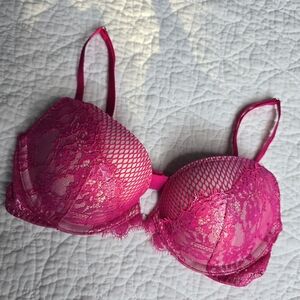 Victoria's Secret Very Sexy Pink Push-up Bra 32B